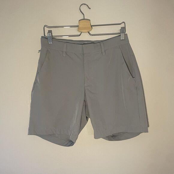 Fabletics Short the Only Shorts Men's Medium Grey Athletic - Picture 1 of 4